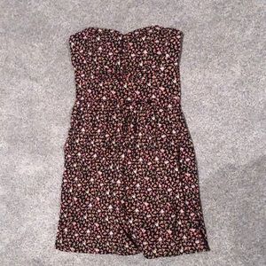Floral sleeveless summer dress